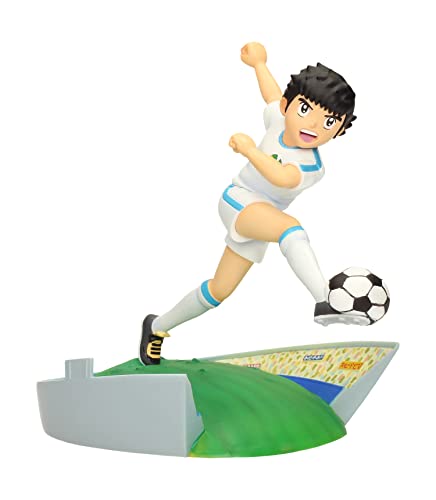 SD Toys - Figura Coleccionable Oliver Atom de Oliver y Benji Campeones con Peana de Exposición, 17 x 16 cm
